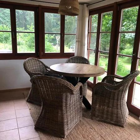 Lägenhet Bungalows Am Waldessaum Bei Hohenzieritz